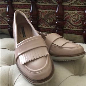 Women’s patent leather loafers dusty pink
